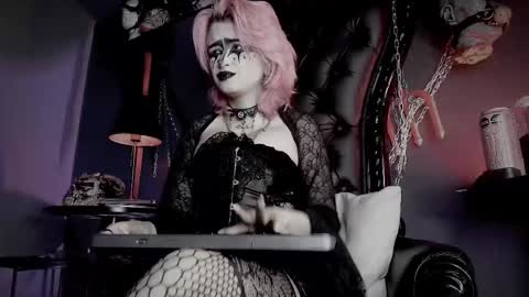 Navier  online show from 02/18/26, 09:55