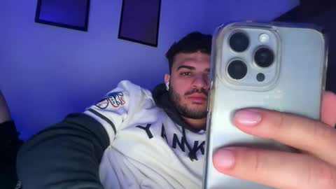 navy12345678 online show from 04/09/26, 02:22