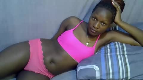 Snapshot of navy_kaia chatting on 04/30/26, 09:15 sexylover online show from 04/30/26, 09:15