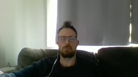 nawtydom1977 online show from 04/19/26, 08:33