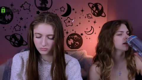 Naya online show from 04/18/26, 09:24