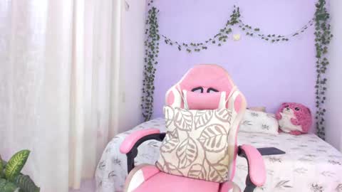 Snapshot of nayah_williams chatting on 09/11/25, 02:28 Nayah Williams - OnlyFans online show from 09/11/25, 02:28