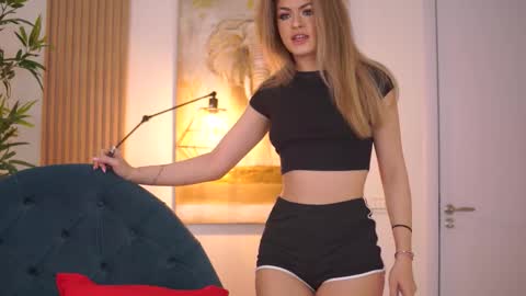 Naya online show from 03/02/26, 08:04