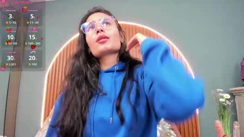 Snapshot of nayecloud chatting on 11/05/25, 03:39 Naye online show from 11/05/25, 03:39