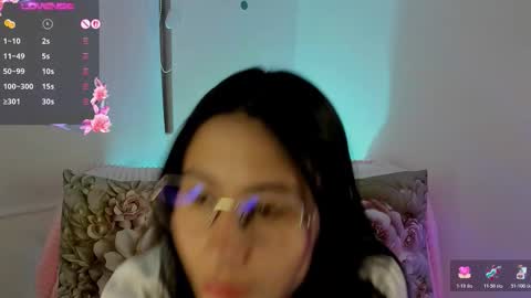 Snapshot of nayecloud chatting on 02/21/26, 04:02 Naye online show from 02/21/26, 04:02