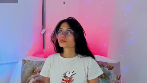 Snapshot of nayecloud chatting on 03/01/26, 03:41 Naye online show from 03/01/26, 03:41