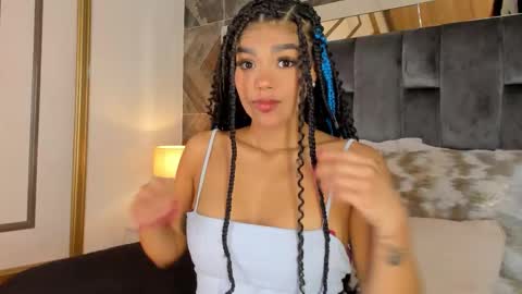    online show from 10/10/25, 11:31