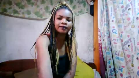 Snapshot of naylah313 chatting on 07/02/26, 06:08 Nayla online show from 07/02/26, 06:08