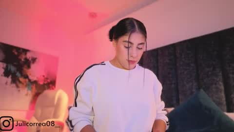 Juli  online show from 02/16/26, 11:39