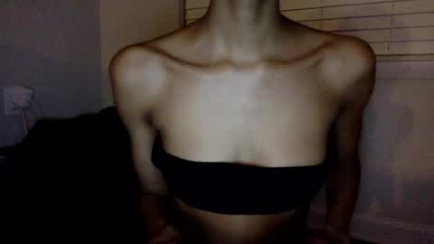 Snapshot of nayomiinorma chatting on 07/19/26, 03:10 Nayomi Norma online show from 07/19/26, 03:10