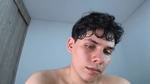Snapshot of nayton_and_lex chatting on 06/25/26, 11:31 Naytoon online show from 06/25/26, 11:31