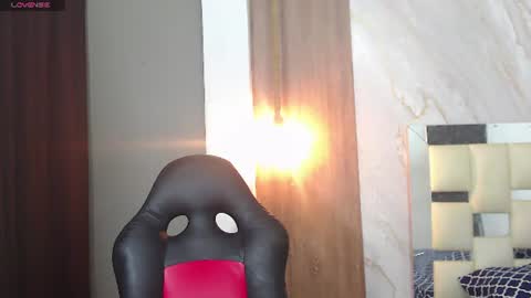 Snapshot of nazper_ chatting on 06/30/26, 05:58 Nazper online show from 06/30/26, 05:58