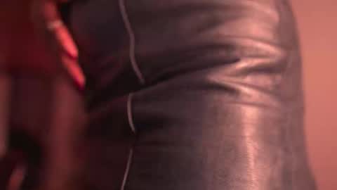 Nefertari online show from 02/07/26, 10:41