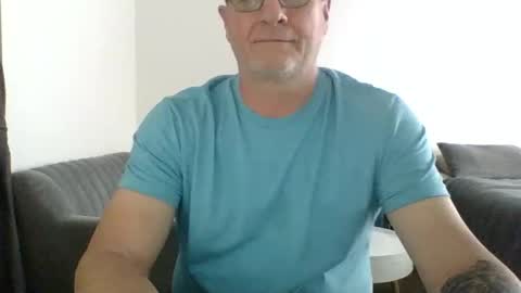 Snapshot of neckdown12 chatting on 11/07/25, 08:20 neckdown12 online show from 11/07/25, 08:20