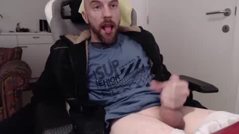 Snapshot of needyoujust chatting on 02/24/25, 08:25 needyoujust online show from 02/24/25, 08:25