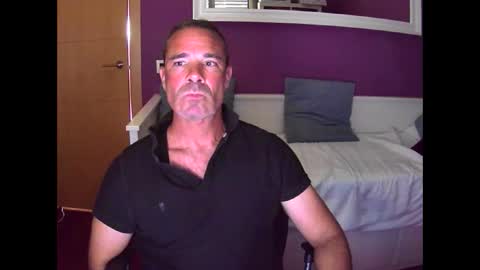 neeiih online show from 04/28/26, 10:53