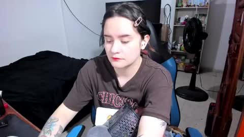 Geek Nicole    im Neeko UwU online show from 06/03/26, 11:35