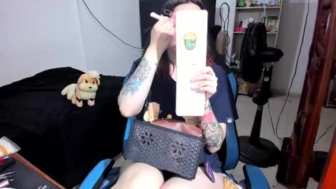 Geek Nicole    im Neeko UwU online show from 06/05/26, 12:33
