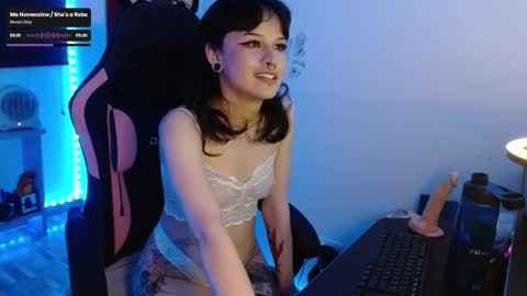 Snapshot of neena_nyx chatting on 12/05/24, 12:08 Neena Nyx online show from 12/05/24, 12:08