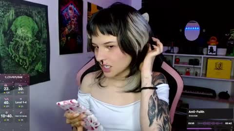 Snapshot of neena_nyx chatting on 05/12/26, 02:08 Neena Nyx online show from 05/12/26, 02:08