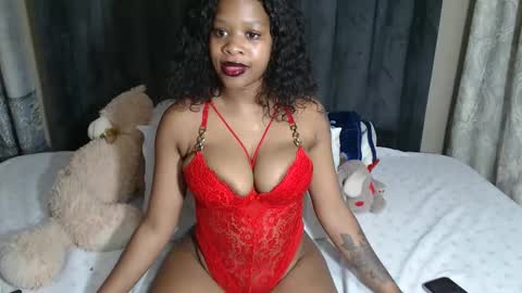 Snapshot of neeshaah chatting on 02/08/26, 08:18 Neeshaa online show from 02/08/26, 08:18