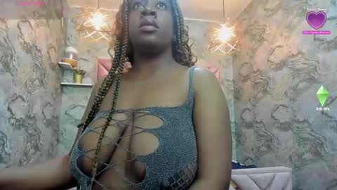 Snapshot of neffertiry_ebonny chatting on 09/10/25, 05:24 Nefer online show from 09/10/25, 05:24