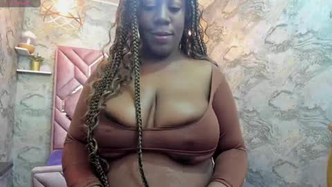Snapshot of neffertiry_ebonny chatting on 09/11/25, 04:29 Nefer online show from 09/11/25, 04:29
