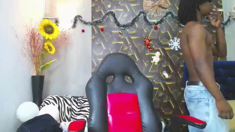 Snapshot of negga_cum chatting on 12/03/25, 01:20 NEGGA online show from 12/03/25, 01:20