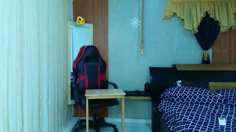 Snapshot of negga_cum chatting on 02/24/26, 12:25 NEGGA online show from 02/24/26, 12:25