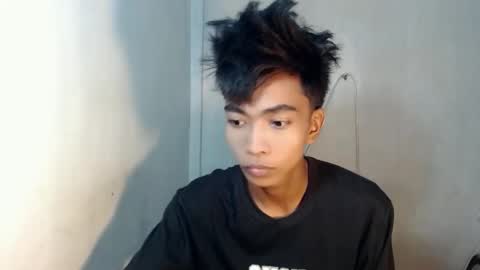 neil_asian69 online show from 12/21/25, 05:47