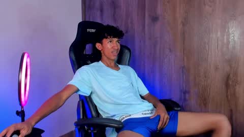 neitan online show from 04/12/26, 08:14