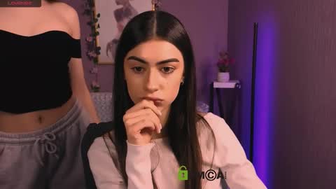 Meow online show from 12/22/25, 10:23