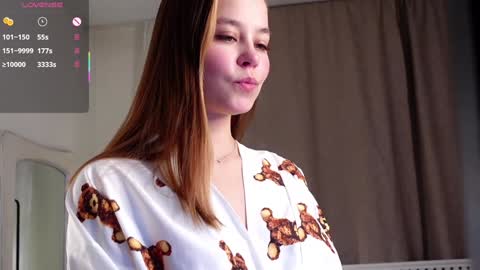 Snapshot of neldaaskins chatting on 01/21/25, 01:08 Lana online show from 01/21/25, 01:08