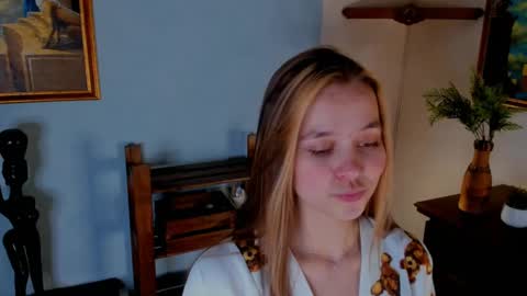 Snapshot of neldaaskins chatting on 02/17/25, 04:09 Lana online show from 02/17/25, 04:09