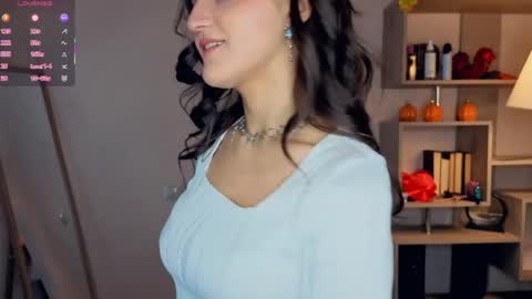 Vicky and Beatrice online show from 04/20/26, 07:37