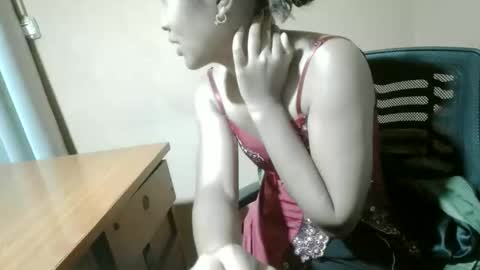 nelia_84 online show from 04/26/26, 02:09