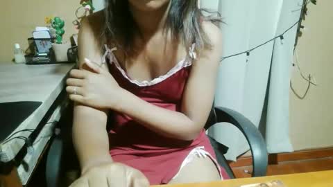nelia_84 online show from 05/19/26, 12:55