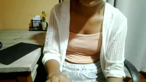 Snapshot of nelia_84 chatting on 06/21/26, 06:43 nelia_84 online show from 06/21/26, 06:43