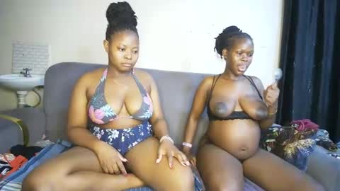 nellyeluxe online show from 03/14/26, 10:04