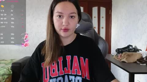 Snapshot of nellyfischer chatting on 04/15/26, 12:23 Nelly online show from 04/15/26, 12:23