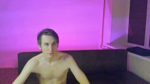 Snapshot of nemaxxx chatting on 04/04/26, 11:24 Alex online show from 04/04/26, 11:24