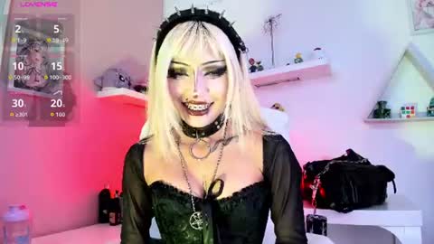 Snapshot of nemesis_castel_ chatting on 07/29/26, 02:48 Nemesis online show from 07/29/26, 02:48