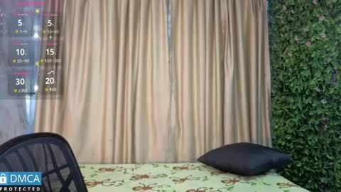 Snapshot of nena_cupcake_ chatting on 05/27/26, 11:29 Salome Nena cupcake online show from 05/27/26, 11:29