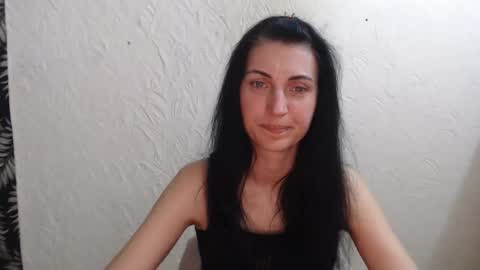 Snapshot of nensyfay_ chatting on 05/05/26, 03:31 Nensy online show from 05/05/26, 03:31