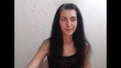 Snapshot of nensyfay_ chatting on 05/27/26, 03:31 Nensy online show from 05/27/26, 03:31