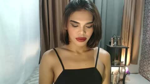 neomi online show from 03/22/26, 08:40