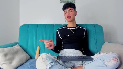  NeoRaptis  jhonatan  online show from 01/17/25, 08:11