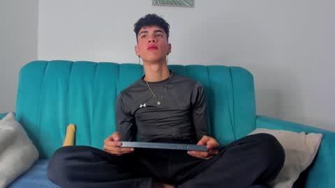  NeoRaptis  jhonatan  online show from 01/18/25, 08:09