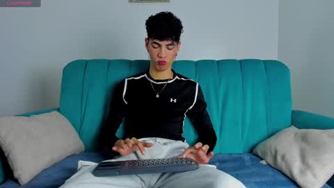  NeoRaptis  jhonatan  online show from 01/31/25, 08:12