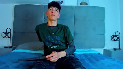  NeoRaptis  jhonatan  online show from 02/14/25, 08:48